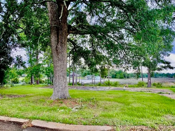 14512 Porteaux Bay Dr, Biloxi, MS 39532