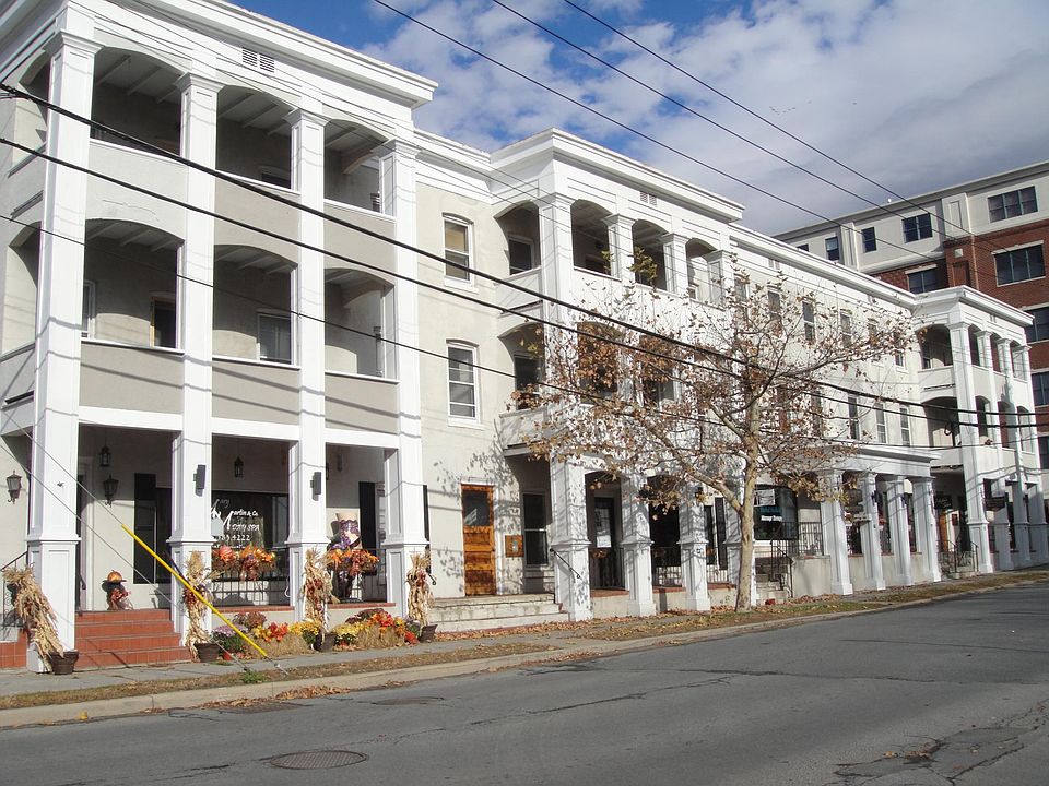 1st image of 75 Washington St APT 4