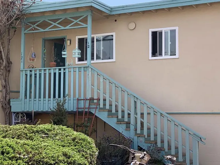 1125 Monterey Ave #12 — Photo 2