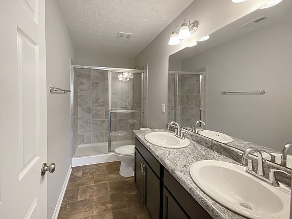 5th image of 82 Meadowgate Ct