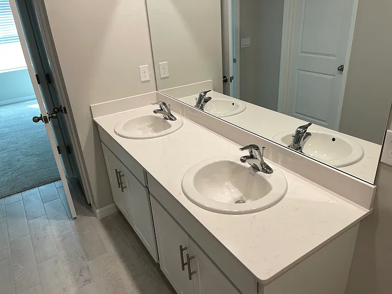 455 Londrina Dr — Photo 14