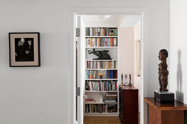 Sold by Compass | media 10