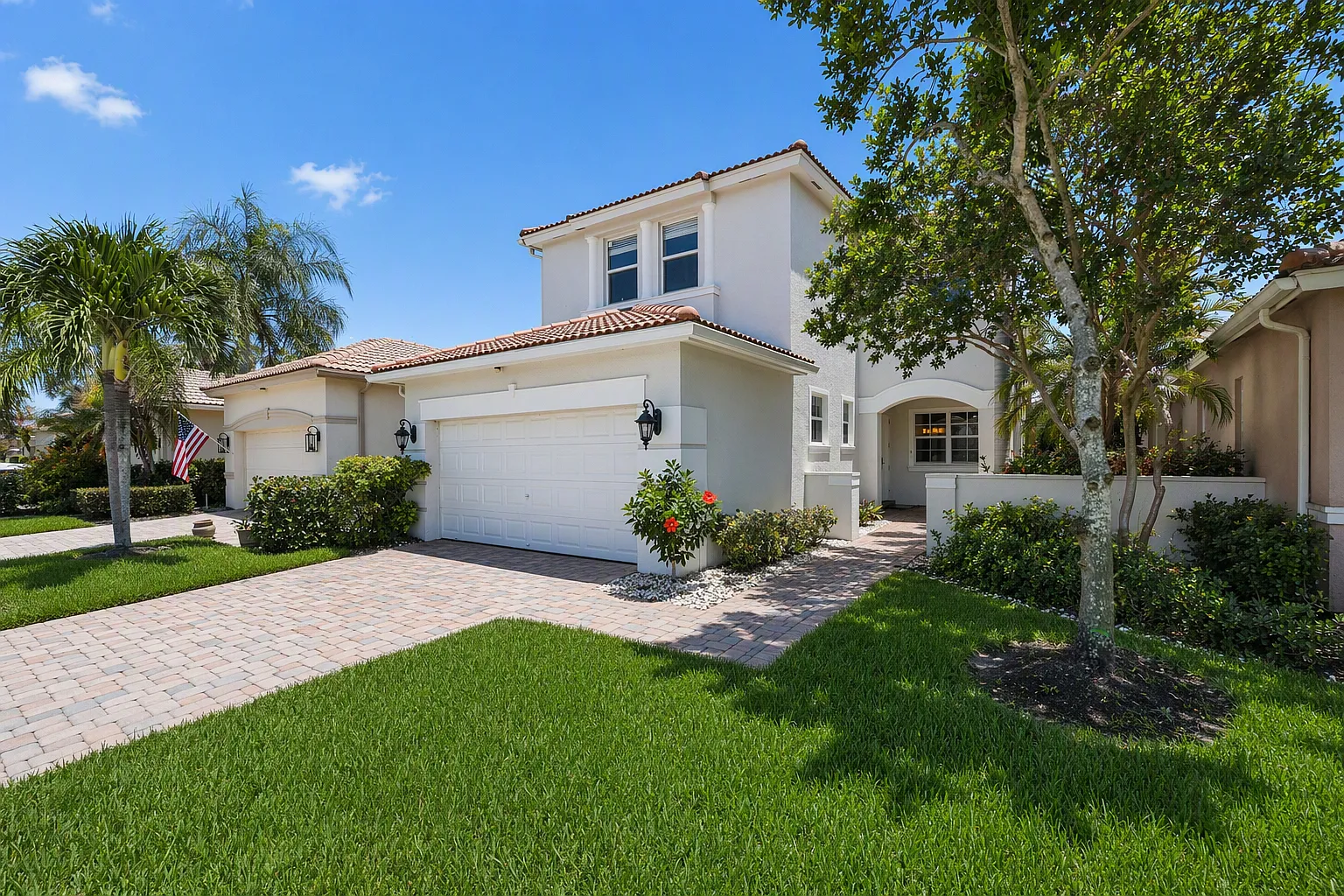 143 Isle Verde Way — Photo 1