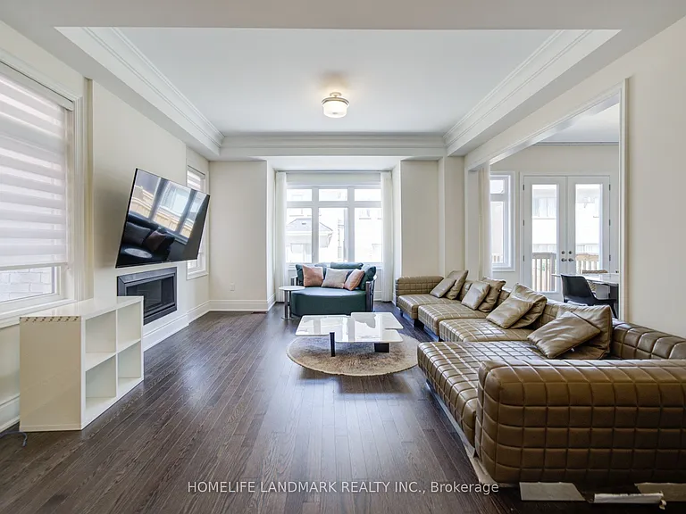 35 Red Giant St #MAIN 2ND FLOOR — Photo 11