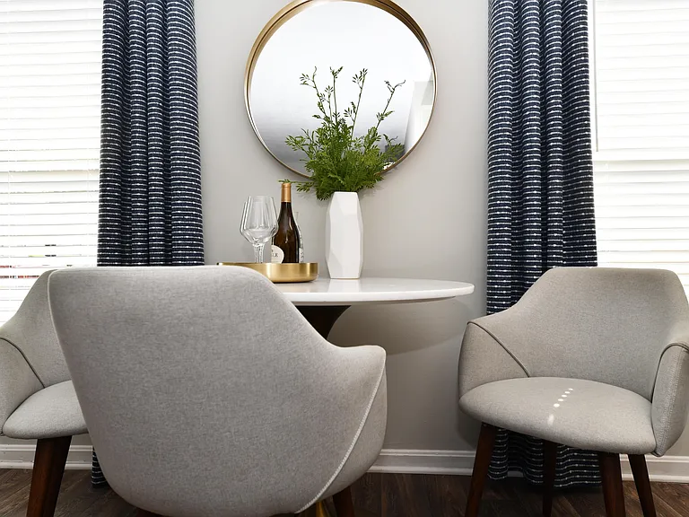 Dining area decor