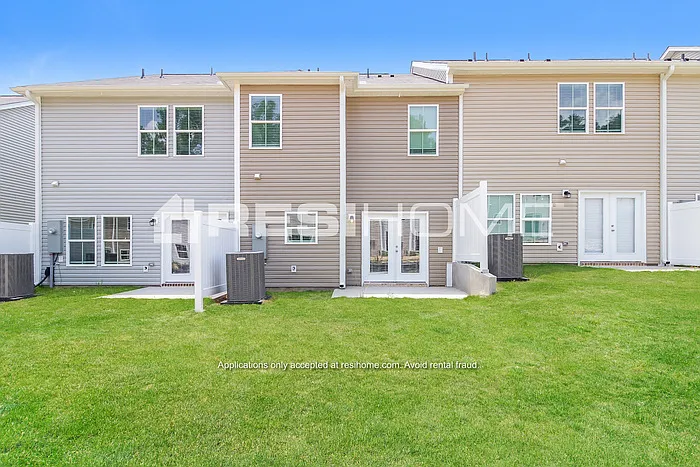 1276 Simmons Ridge Ln — Photo 16