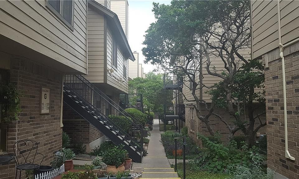 1st image of 5608 Cougar Dr APT 306