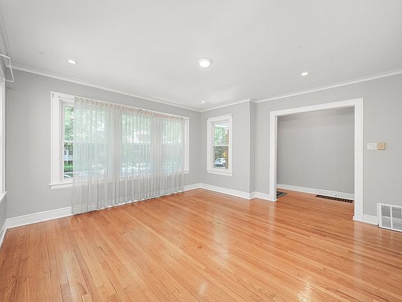 5th image of 5138 N Saint Louis Ave