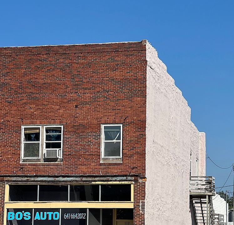 1st image of 112 S Washington St #9F712731