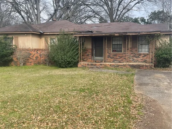 4822 Clover Rd, Tuscaloosa, AL 35401