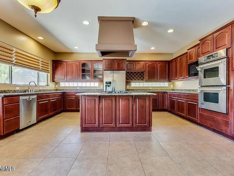 1705 E Coconino Dr — Photo 16