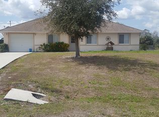 3001 Lady Ln, Labelle, FL 33935