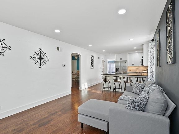 5th image of 4009 McDonald Ave