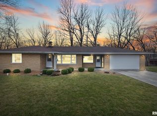 105 Elm St, Morton, IL 61550