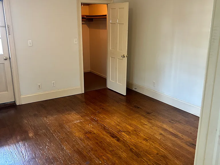 401 S Church St #3 — Photo 8