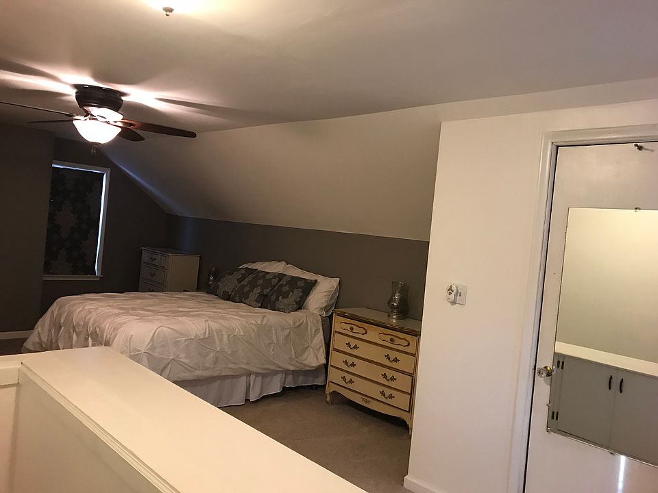1st image of 204 S Minerva Ave