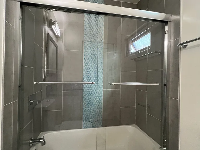33. Contemporary Tub Enclosure