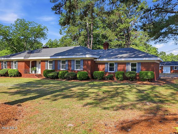 5th image of 1416 Clarksville Drive