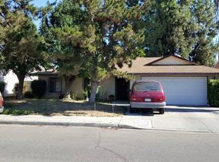 4989 E Fillmore Ave, Fresno, CA 93727