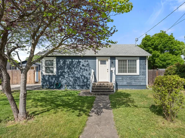400 S Peach St, Medford, OR 97501