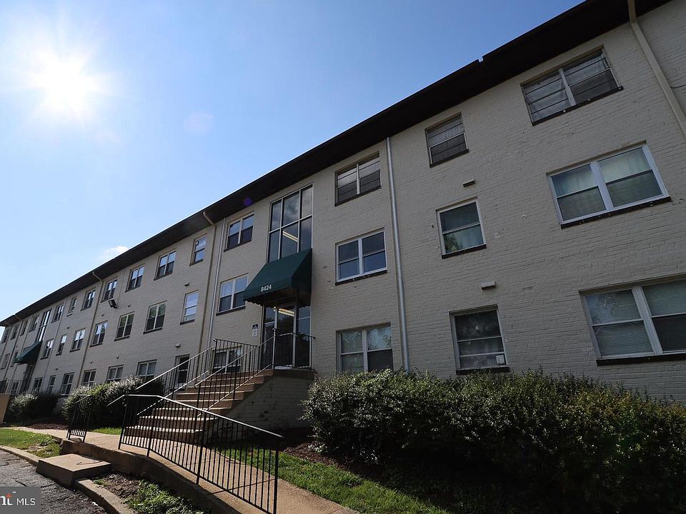 1st image of 8424 Richmond Hwy APT 90