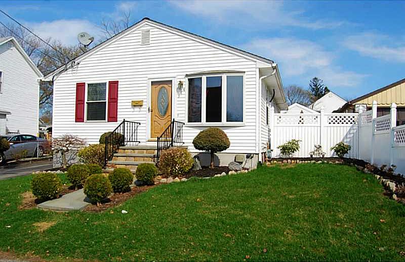 1st image of 344 Brown St