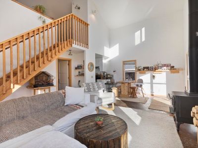 1082 E Mono Lake Dr, Lee Vining, CA, 93541