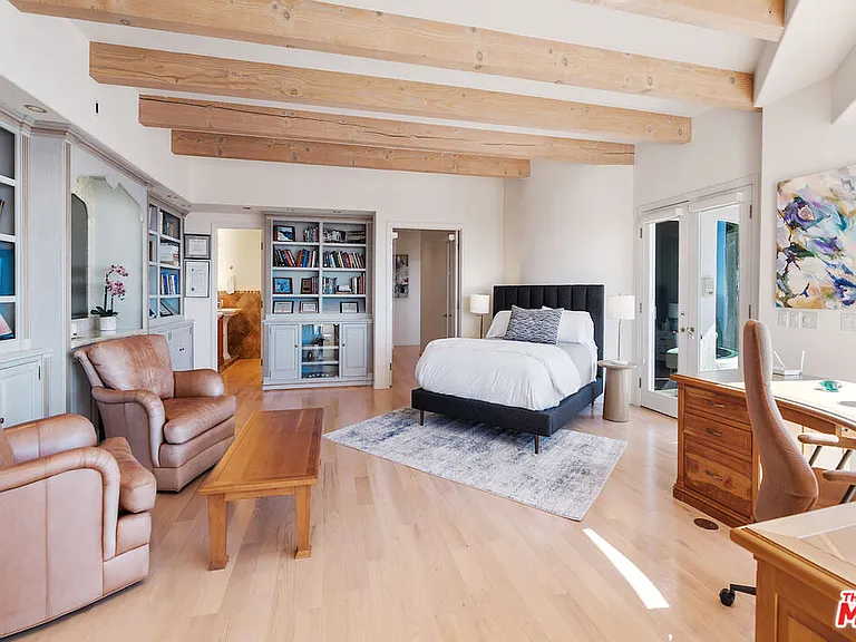 7350 Brodiaea Way — Photo 37