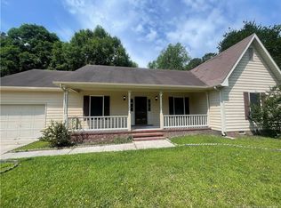 6160 Lakeway Dr, Fayetteville, NC 28306