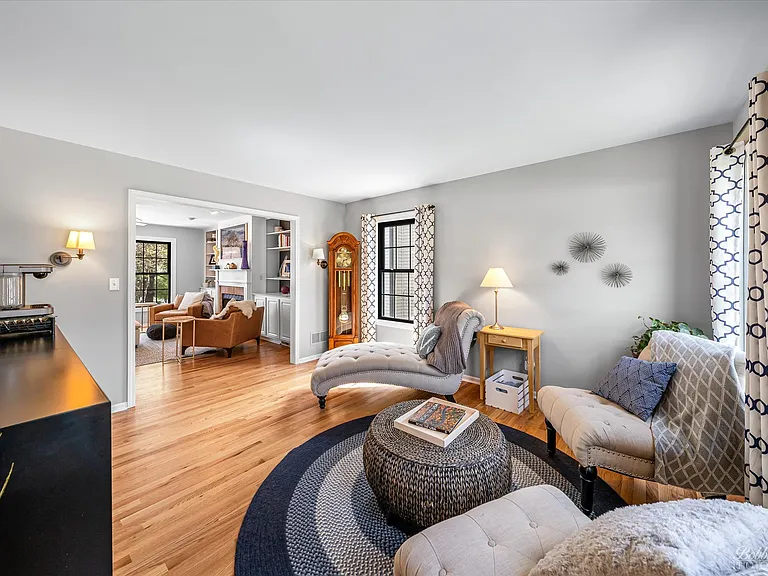439 S Church Rd — Photo 8