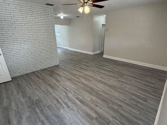 3rd image of 3017 Arcadia Drive