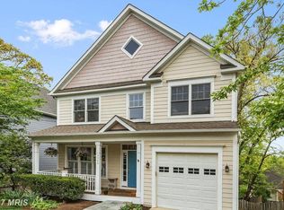 3329 23rd Rd N, Arlington, VA 22201