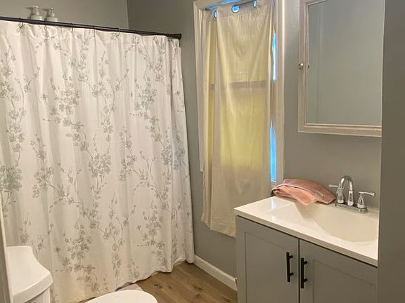 3rd image of 583 Clinton St #1