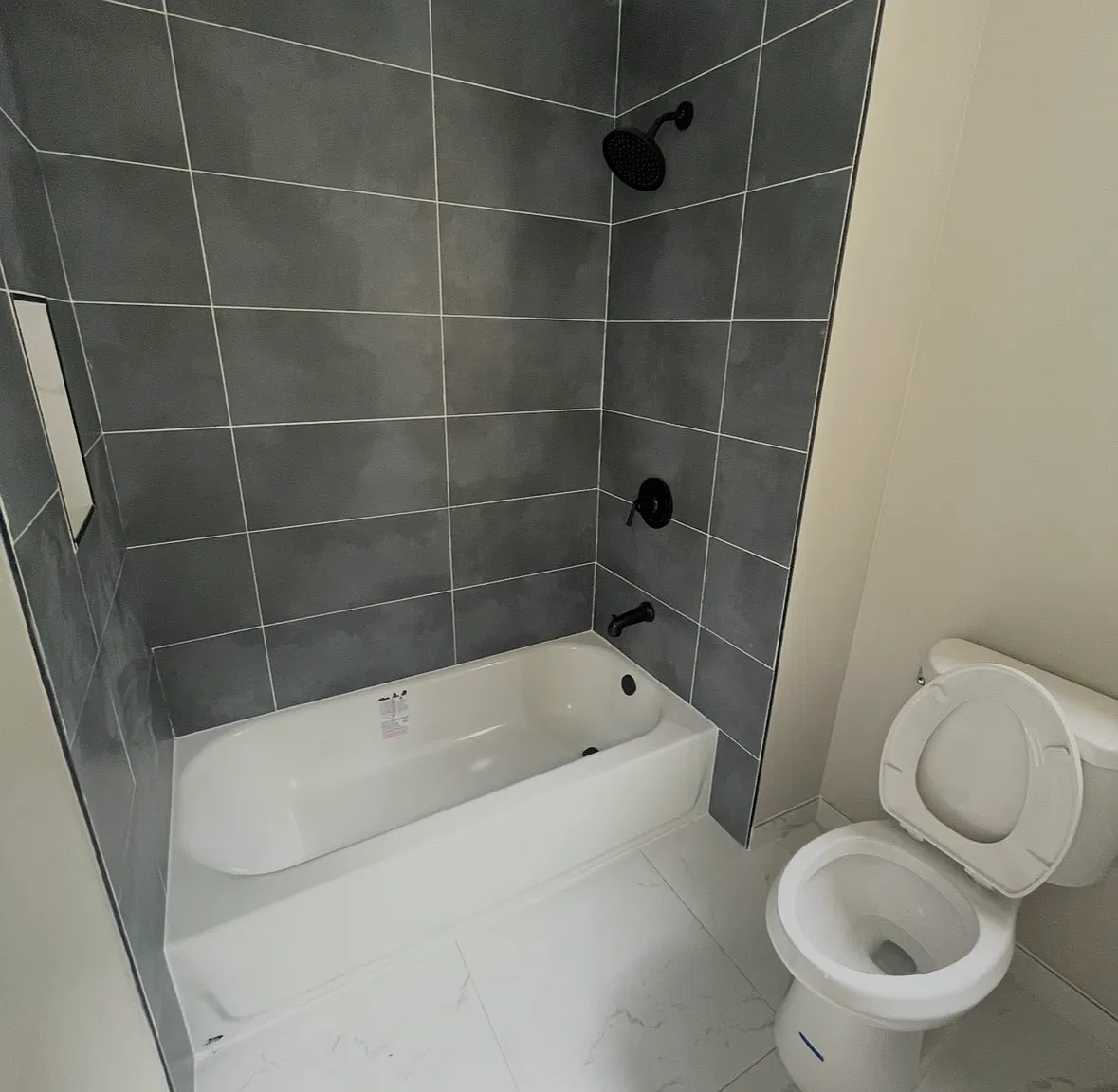 3 bed, 1168 sqft, $1,590 — Photo 4