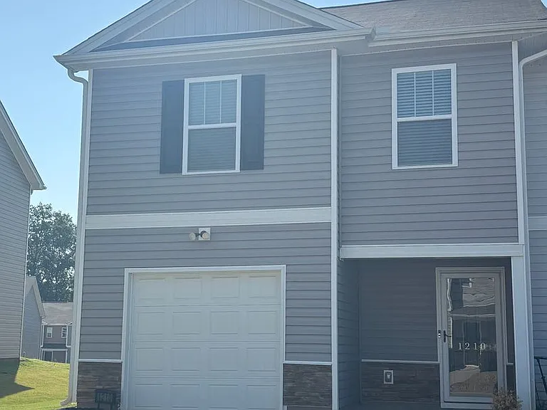 1210 N Norwhich Ln — Photo 1