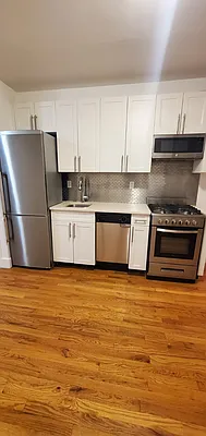 Rented by Manhattan Best Realty, Inc. | media 9