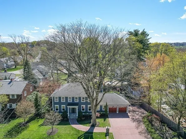 50 Brooks St, Winchester, MA 01890