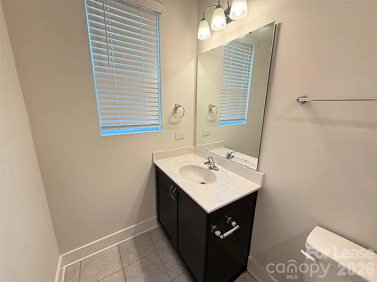 2511 Ensemble Ct — Photo 5