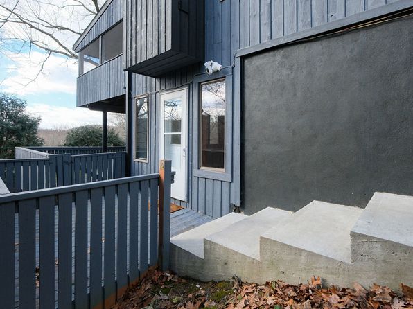 132 Woodland Dr