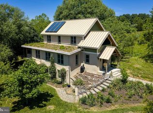 41065 Hickory Shade Ln, Lovettsville, VA 20180