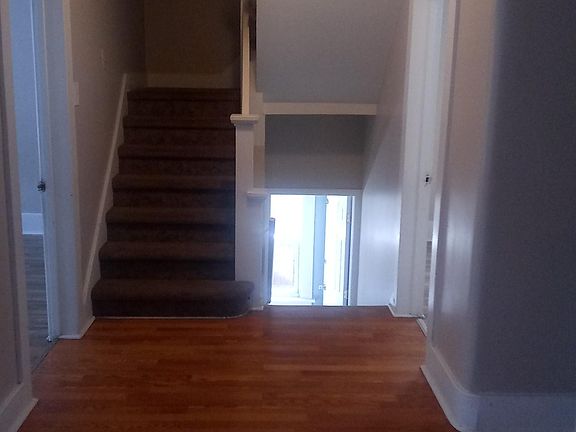 5th image of 56 Avenue E #2