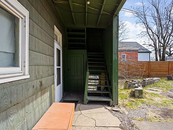 2nd image of 537 Fletcher Ave #3