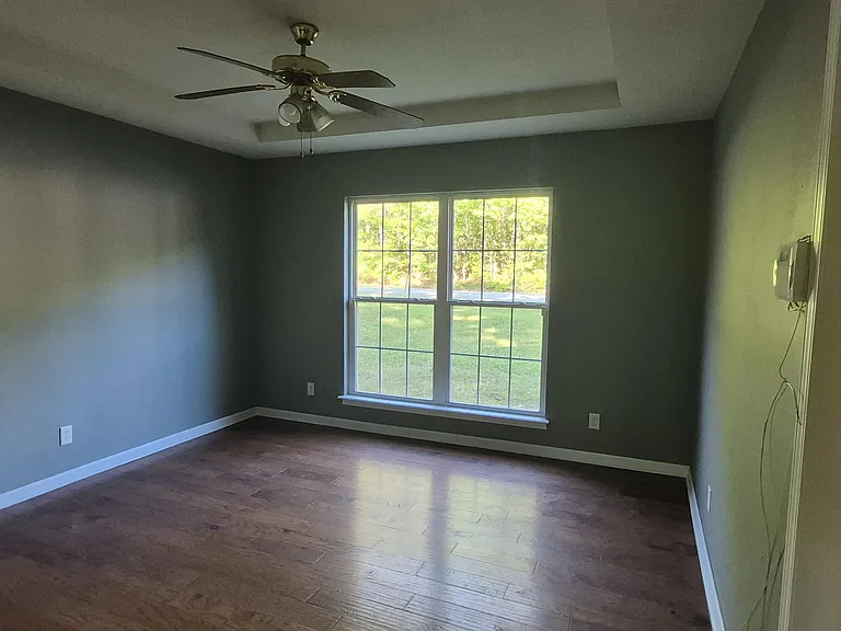 712 Michael Dr — Photo 42