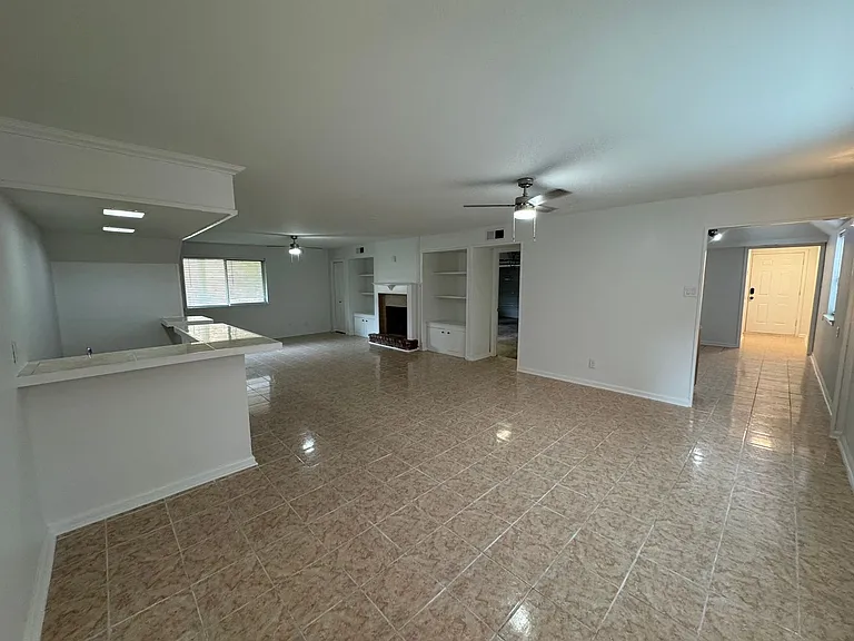 1512 Lake Ave — Photo 4