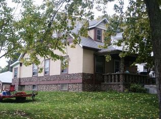 133 8th St, Silvis, IL 61282