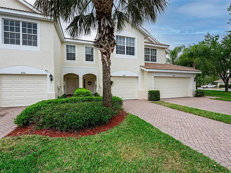 1080 Hampton Cir — Photo 18