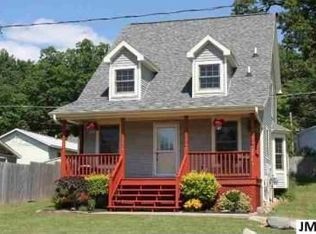 2743 Bartlett Rd, Pleasant Lake, MI 49272