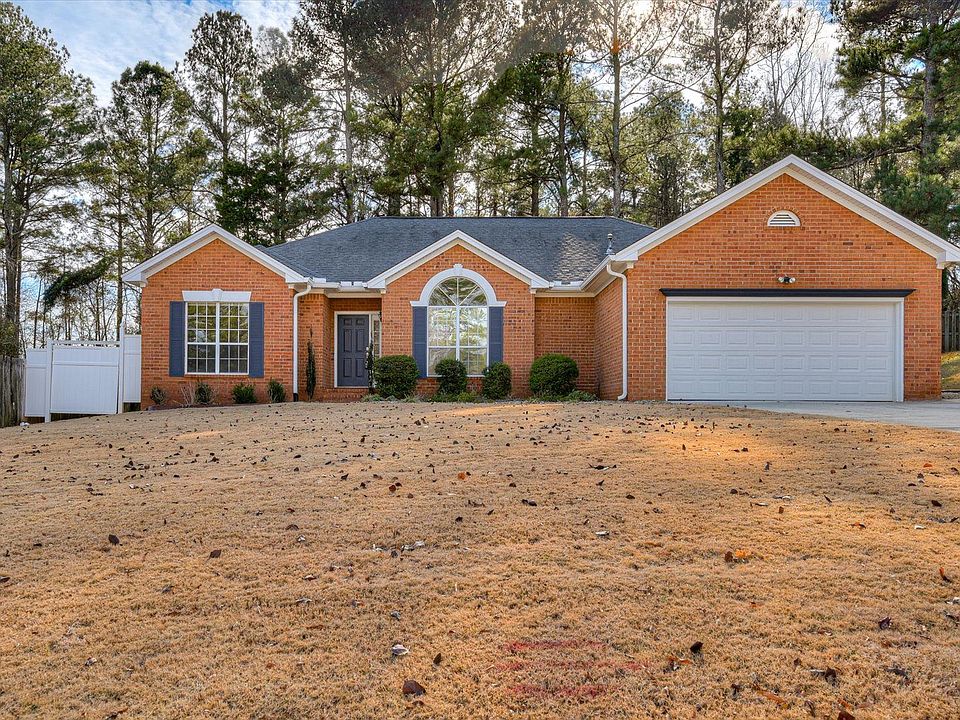 1st image of 4604 Brittany Dr