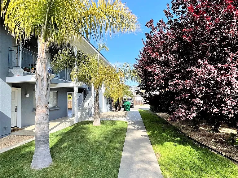 478 Mills Way #D — Photo 8