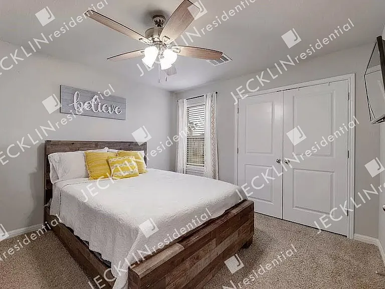 6015 Pleasanton Pkwy — Photo 12